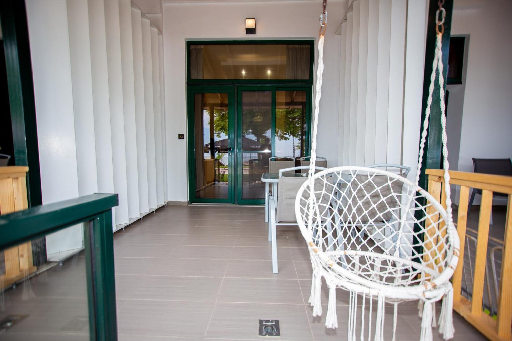 Sophia Seaview Suites & Restaurant Vrasná Екстериор снимка