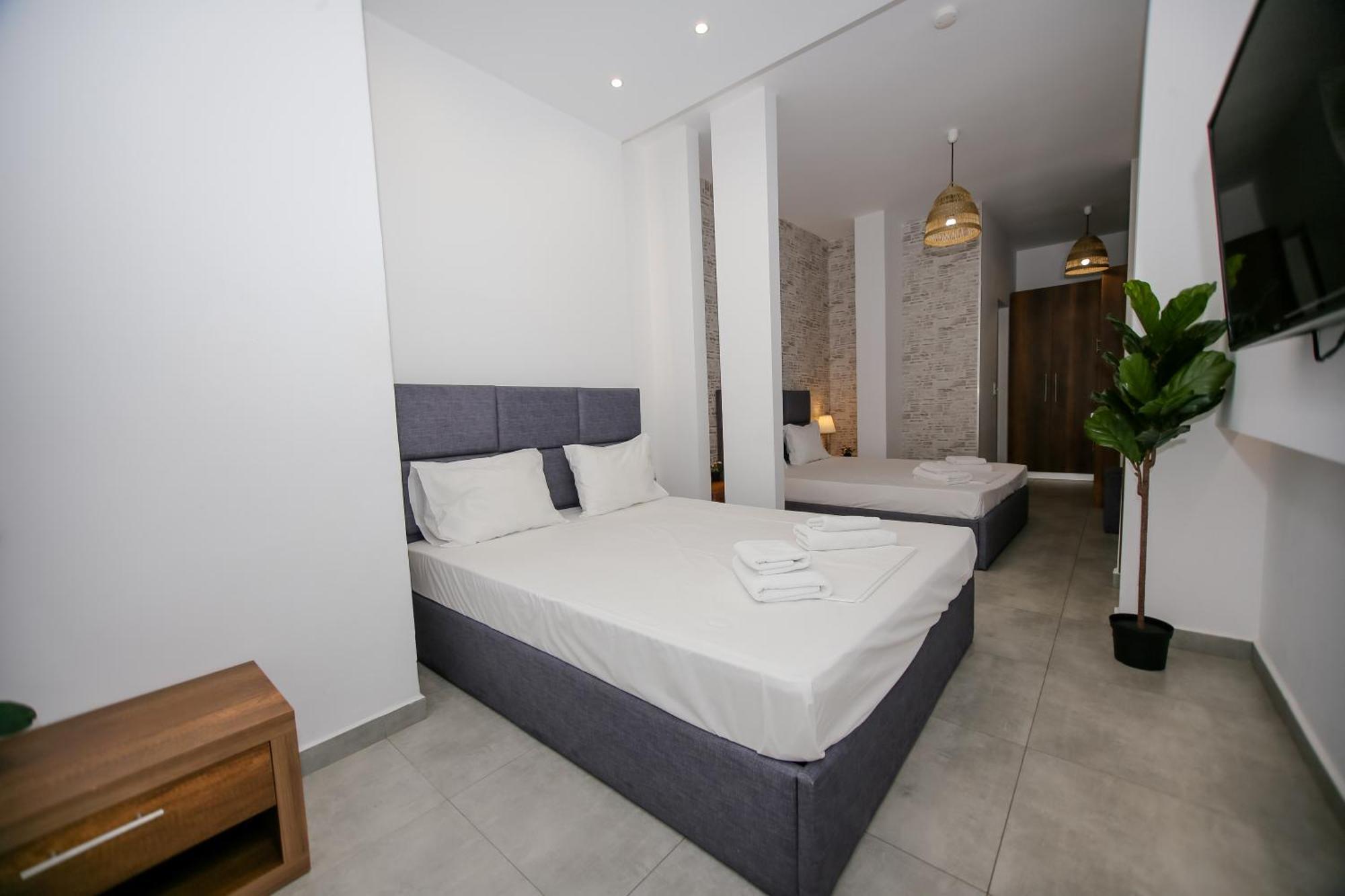 Sophia Seaview Suites & Restaurant Vrasná Екстериор снимка
