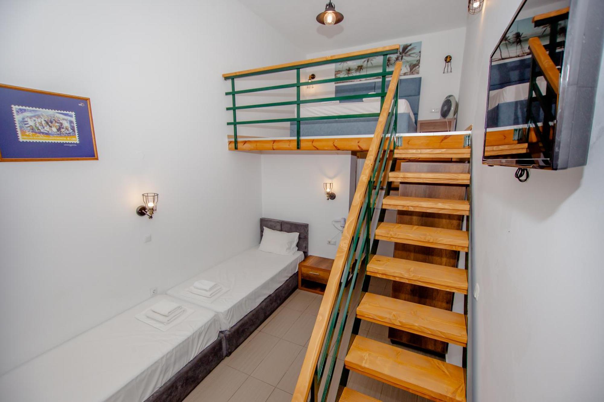 Sophia Seaview Suites & Restaurant Vrasná Екстериор снимка